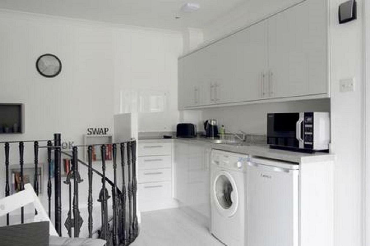Park View Studio Walking Distance To Royal Mile Appartamento Edimburgo Esterno foto