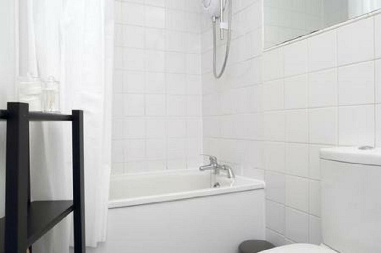 Park View Studio Walking Distance To Royal Mile Appartamento Edimburgo Esterno foto